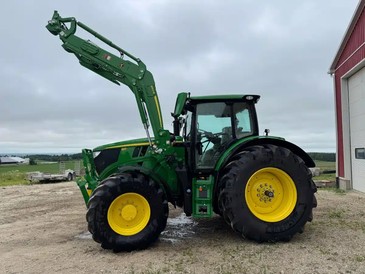 Gallery image 1 for 2023 John Deere 6R 185 Tractor