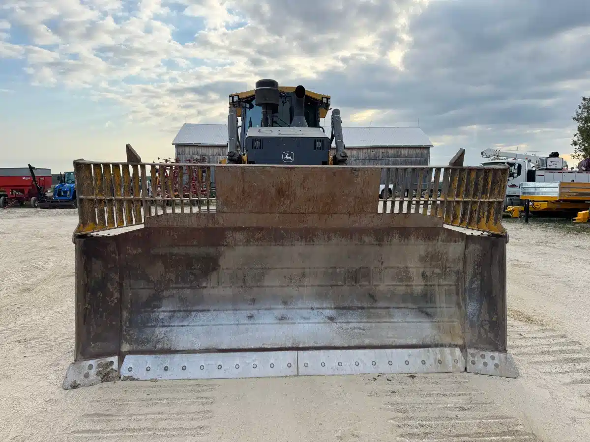 Gallery image 2 for Used 2020 John Deere 850L WLT Dozer