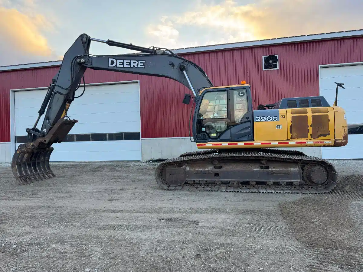 Gallery image 1 for Used 2015 John Deere 290G LC Excavator
