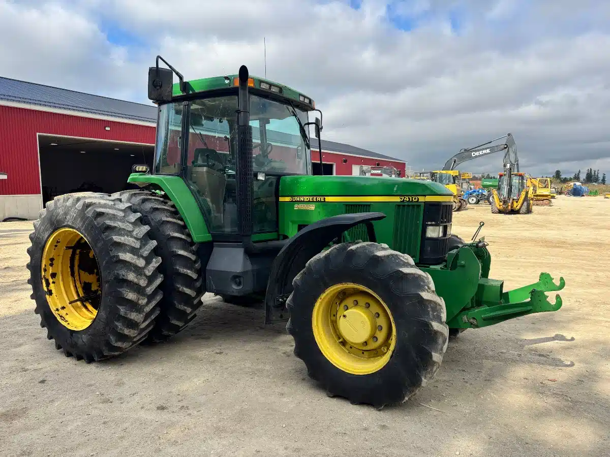 Gallery image 2 for Used 2000 John Deere 7410 Tractor