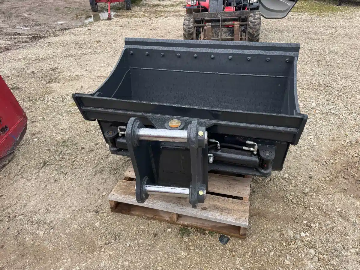 Gallery image 2 for Used 2025 NM Attachments bucket