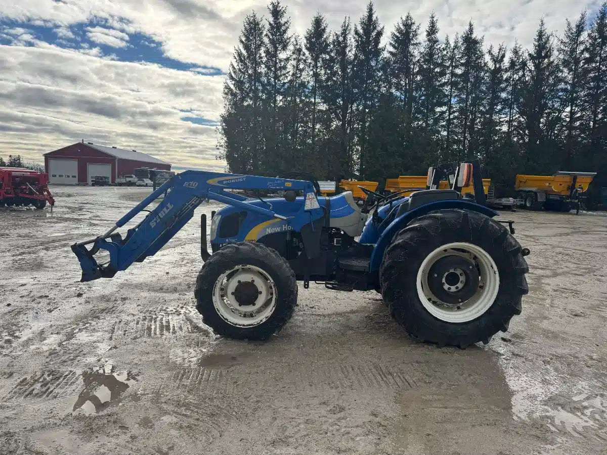 Gallery image 2 for Used 2010 New Holland T4050 Tractor