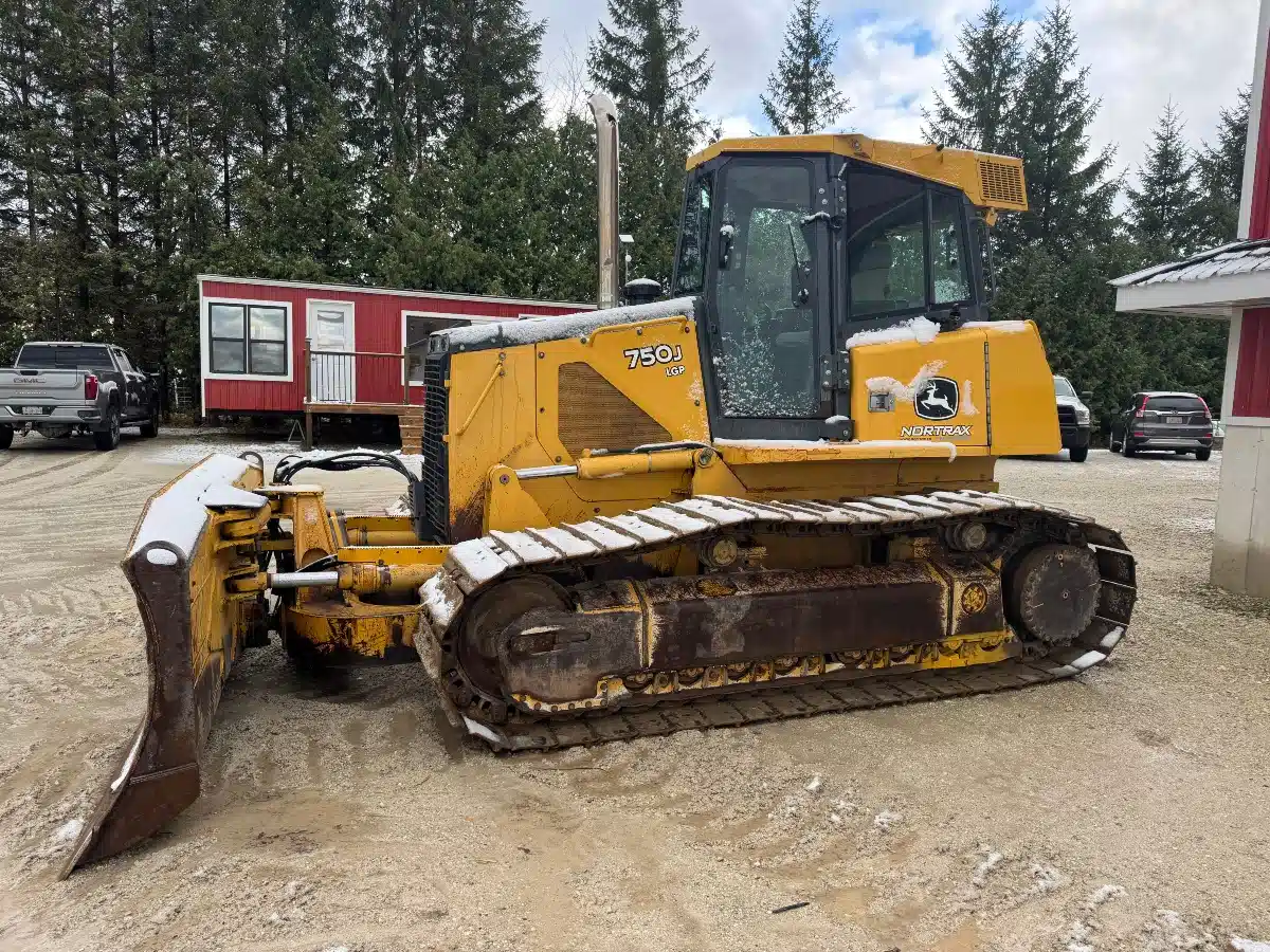 Used 2012 John Deere 750J Dozer