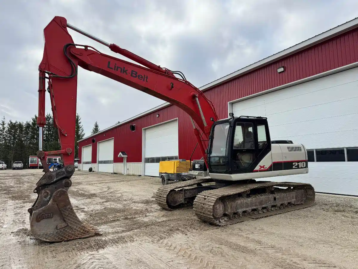 Used 2017 Link-Belt 210 X2 Excavator