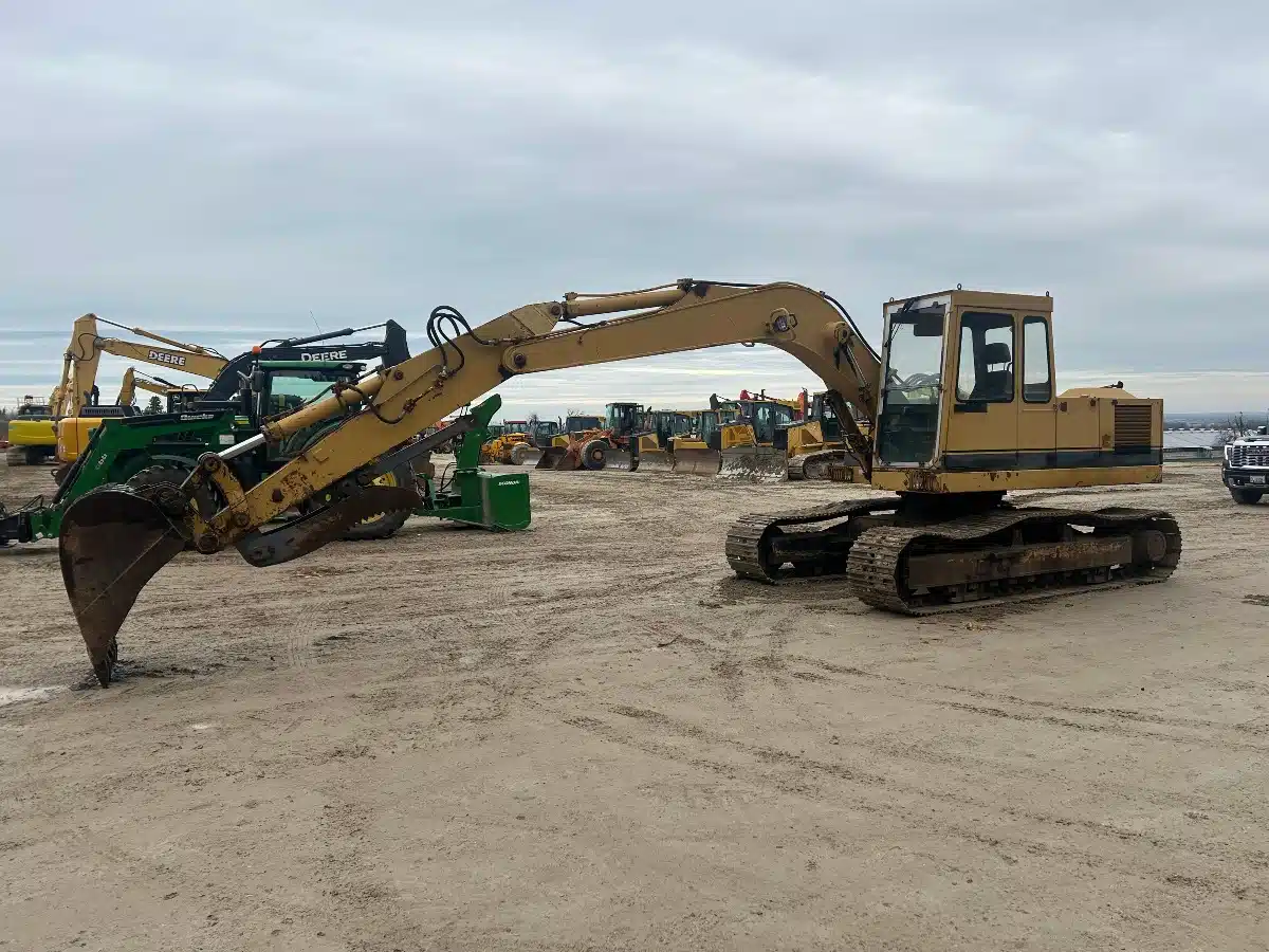 Used 1987 Caterpillar 211 Excavator