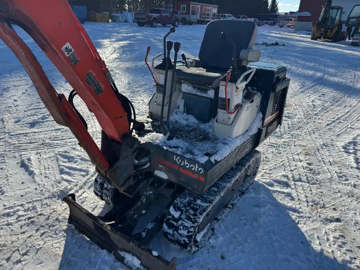 Gallery image 2 for 2004 Kubota KX41 Excavator