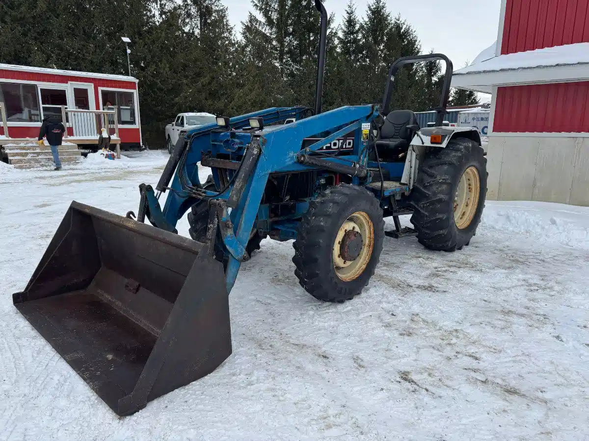 Gallery image 2 for 1992 Ford 5640SL Tractor