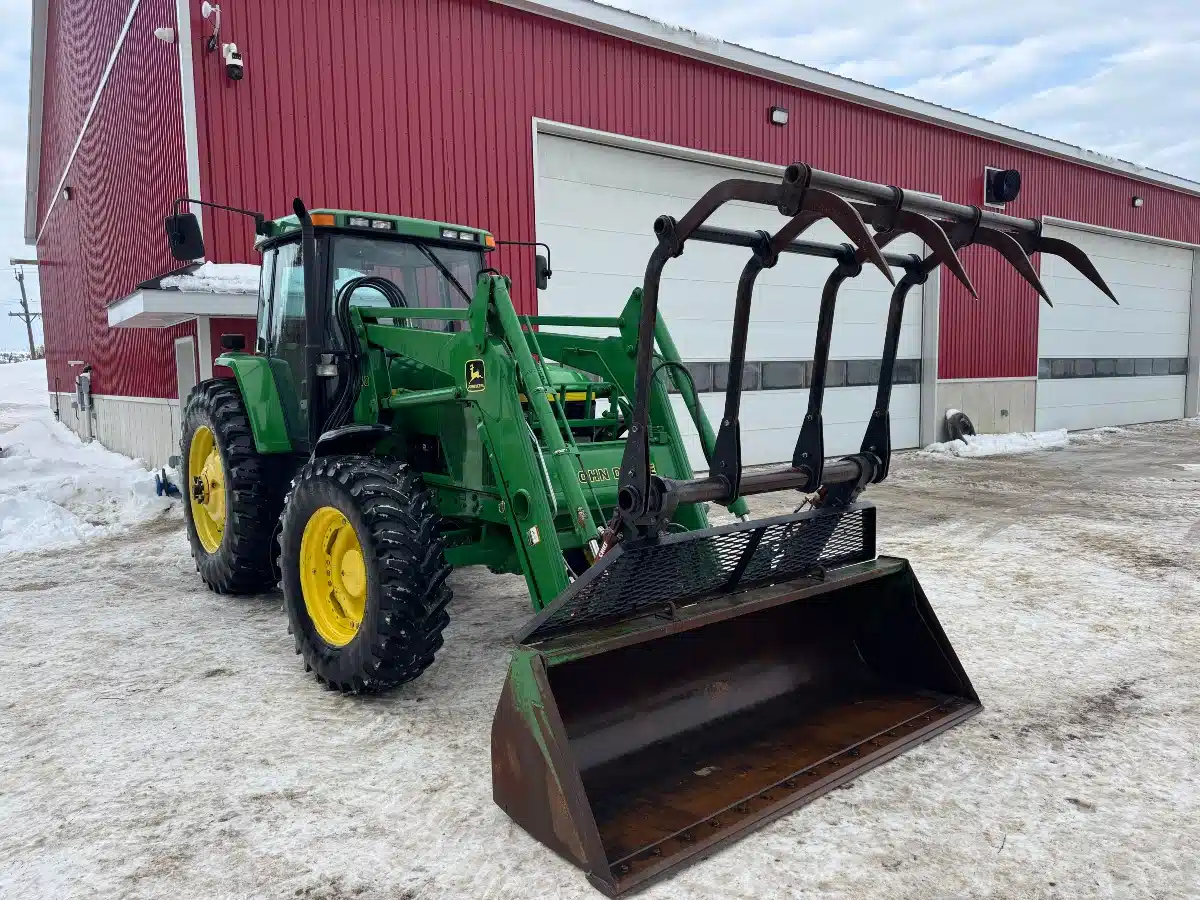 Gallery image 2 for Used 2001 John Deere 7410 Tractor