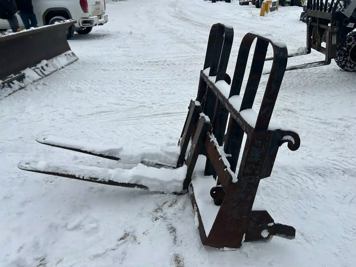 Gallery image 2 for 2020 HLA Attachments Case 580 Pallet Fork