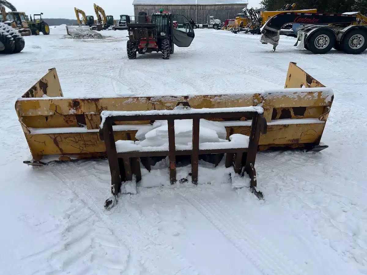 Gallery image 2 for 2020 HLA Attachments Case 580 Snow Blade