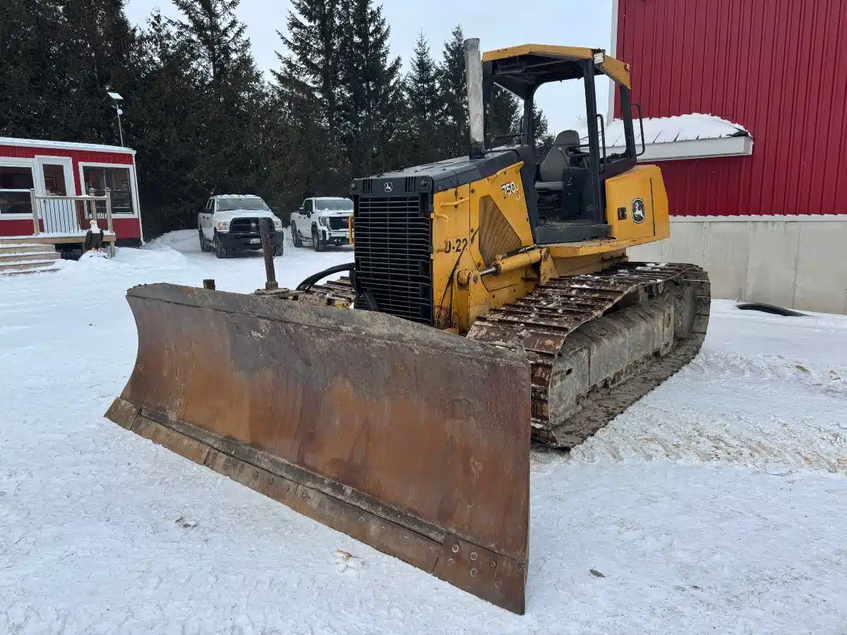 Gallery image 2 for 2008 John Deere 750J Dozer