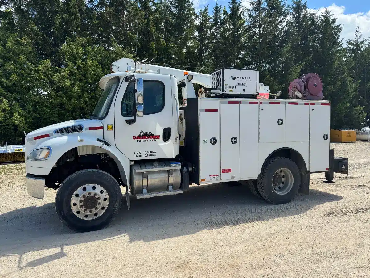 Gallery image 2 for 2014 Freightliner BUSINESS CLASS M2 106 Truck - Service