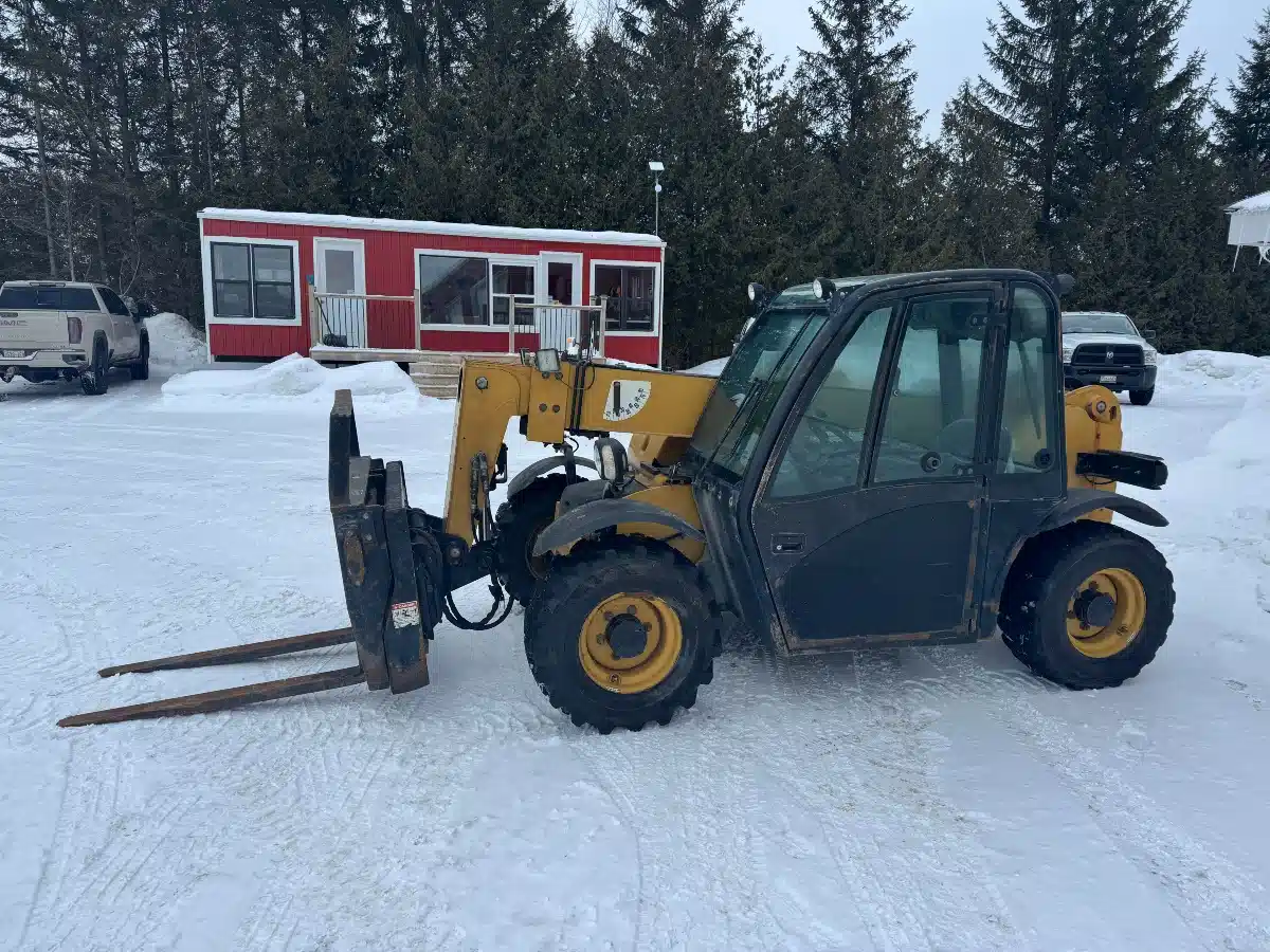 Gallery image 1 for 2012 Caterpillar TH255 TeleHandler