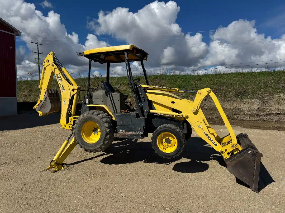 Gallery image 1 for 2008 Yanmar cbl40 Backhoe Loader