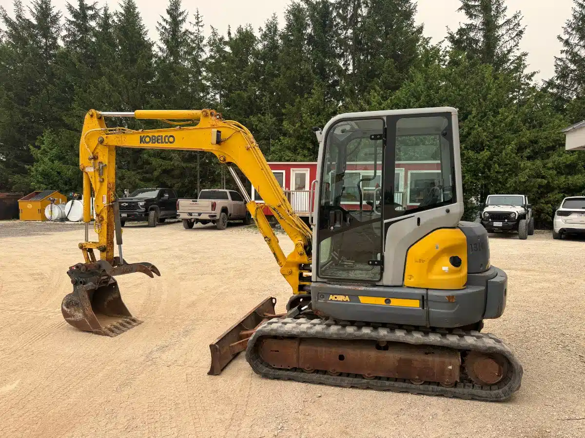 Gallery image 2 for 2012 Kobelco sk55srx Excavator