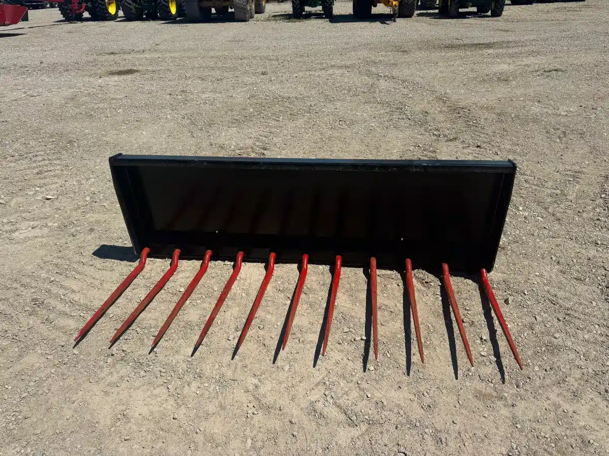 Gallery image 1 for 2006 Mapleside MFG 84MFEQA-35 Manure Fork
