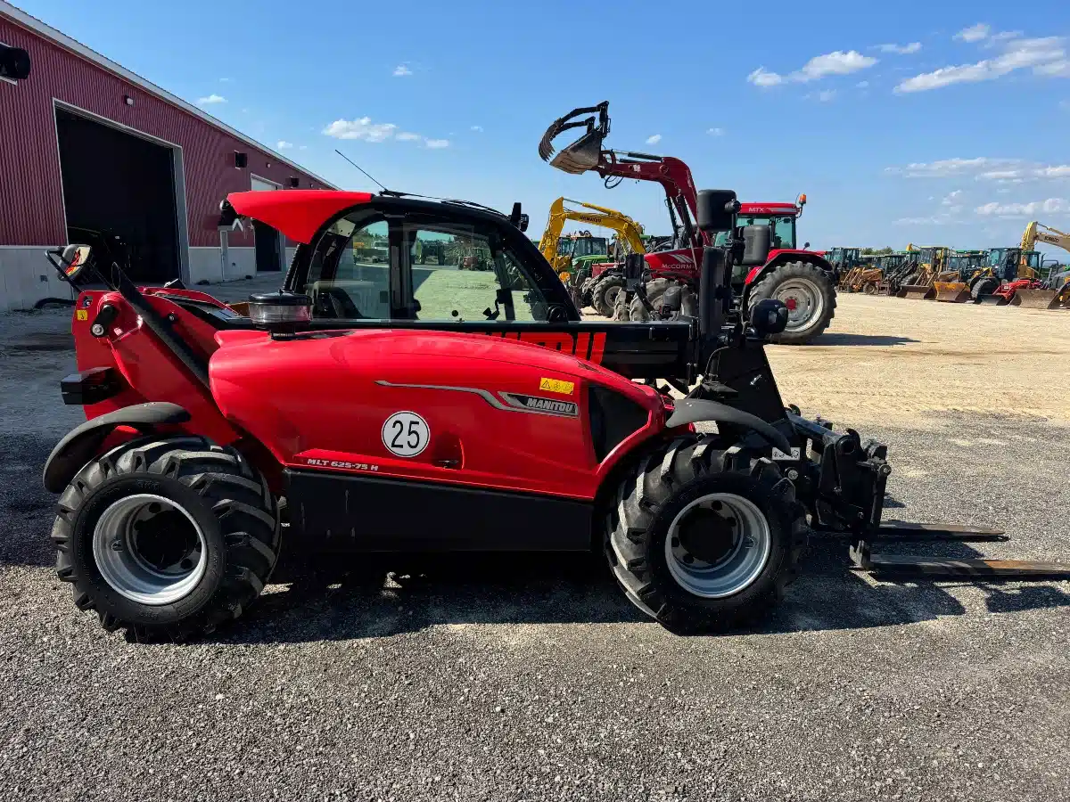 Gallery image 2 for 2024 Manitou MLT 625-75H TeleHandler