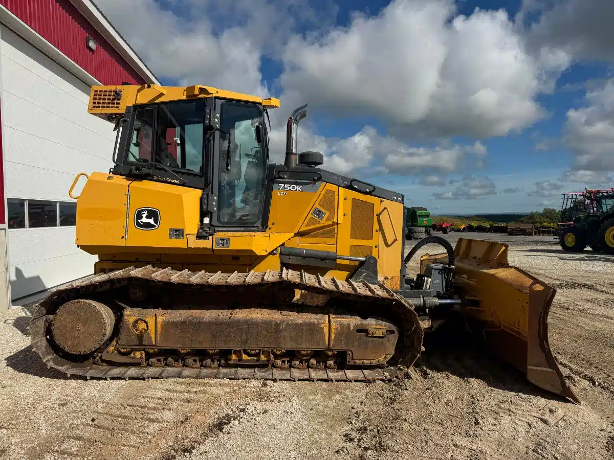 Gallery image 2 for 2019 John Deere 750K LGP Dozer