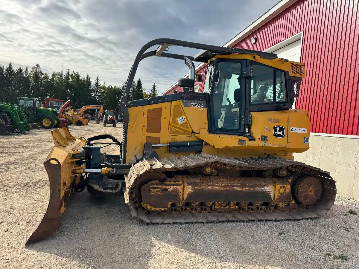 Gallery image 1 for 2017 John Deere 750k LGP Dozer