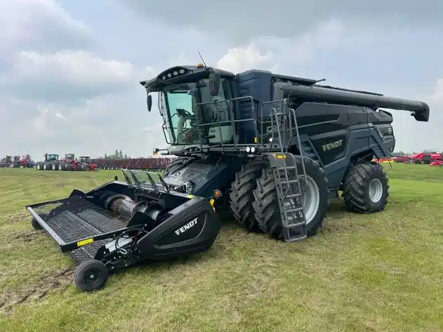 Gallery image 1 for Used 2019 Fendt IDEAL 8 Combine