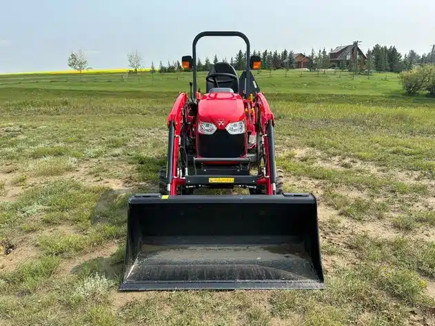 Gallery image 2 for Used 2024 Massey Ferguson 1723E Tractor