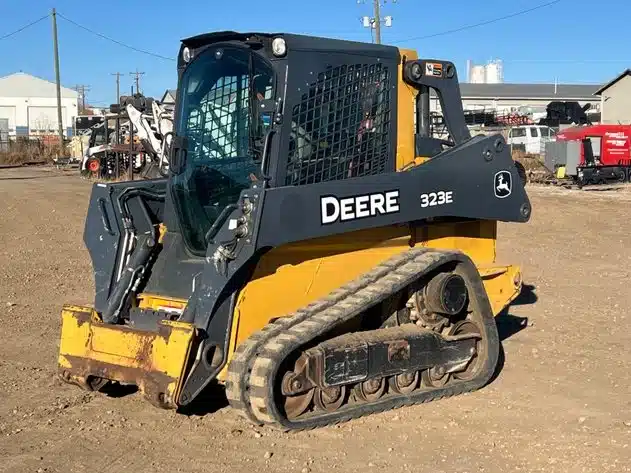 Gallery image 1 for Used 2017 DEERE 323E Track Loader