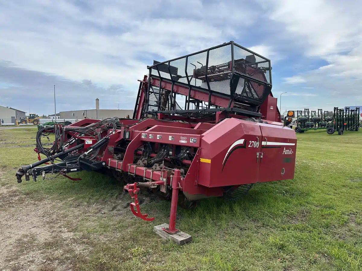 Gallery image 2 for Used 2012 Amity 2700 Vegetable Harvester