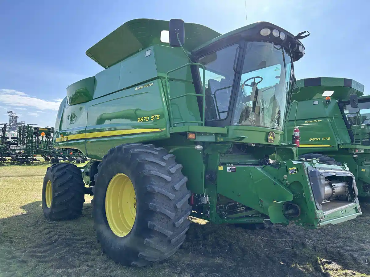 Gallery image 1 for Used 2008 John Deere 9870 STS Combine