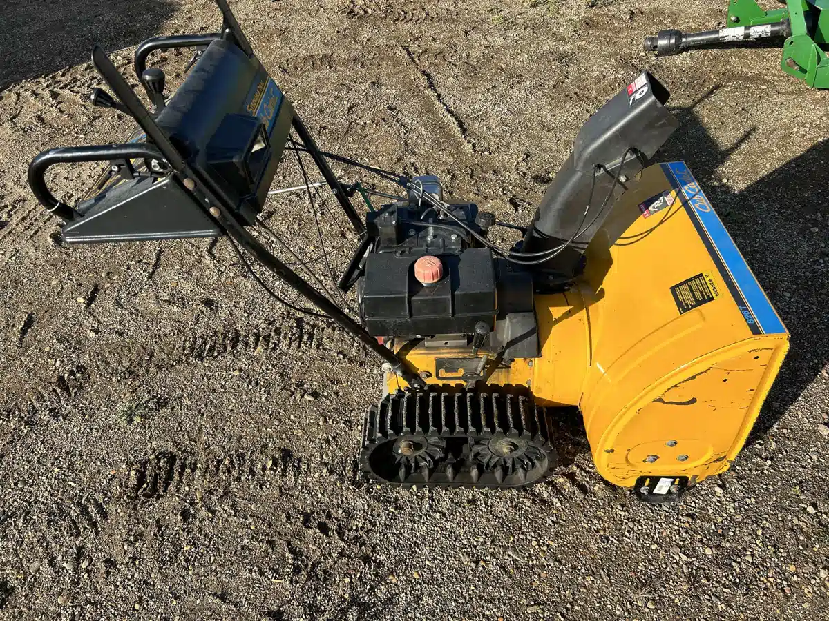 Gallery image 2 for Used Cub Cadet 826T Snow Blower