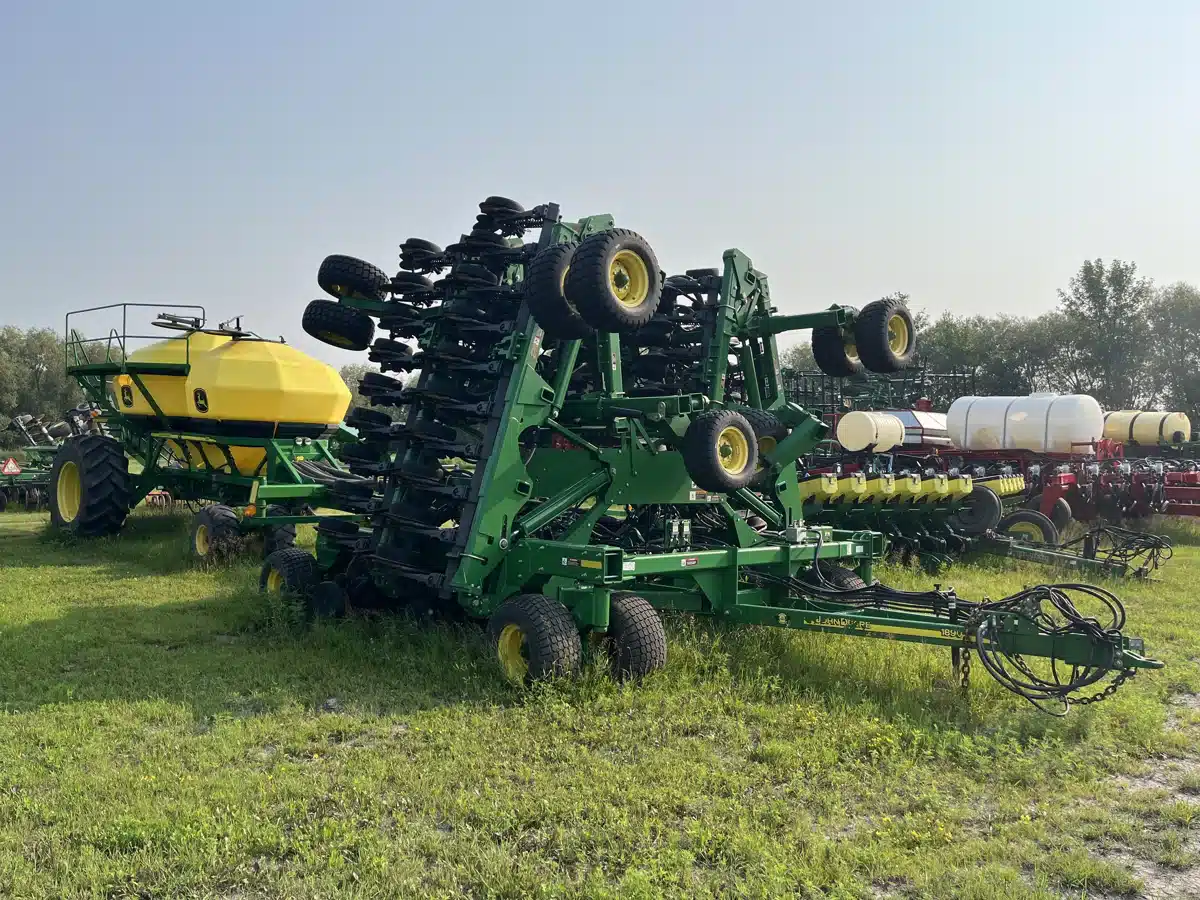 Gallery image 1 for Used 2011 John Deere 1890 Air Drill