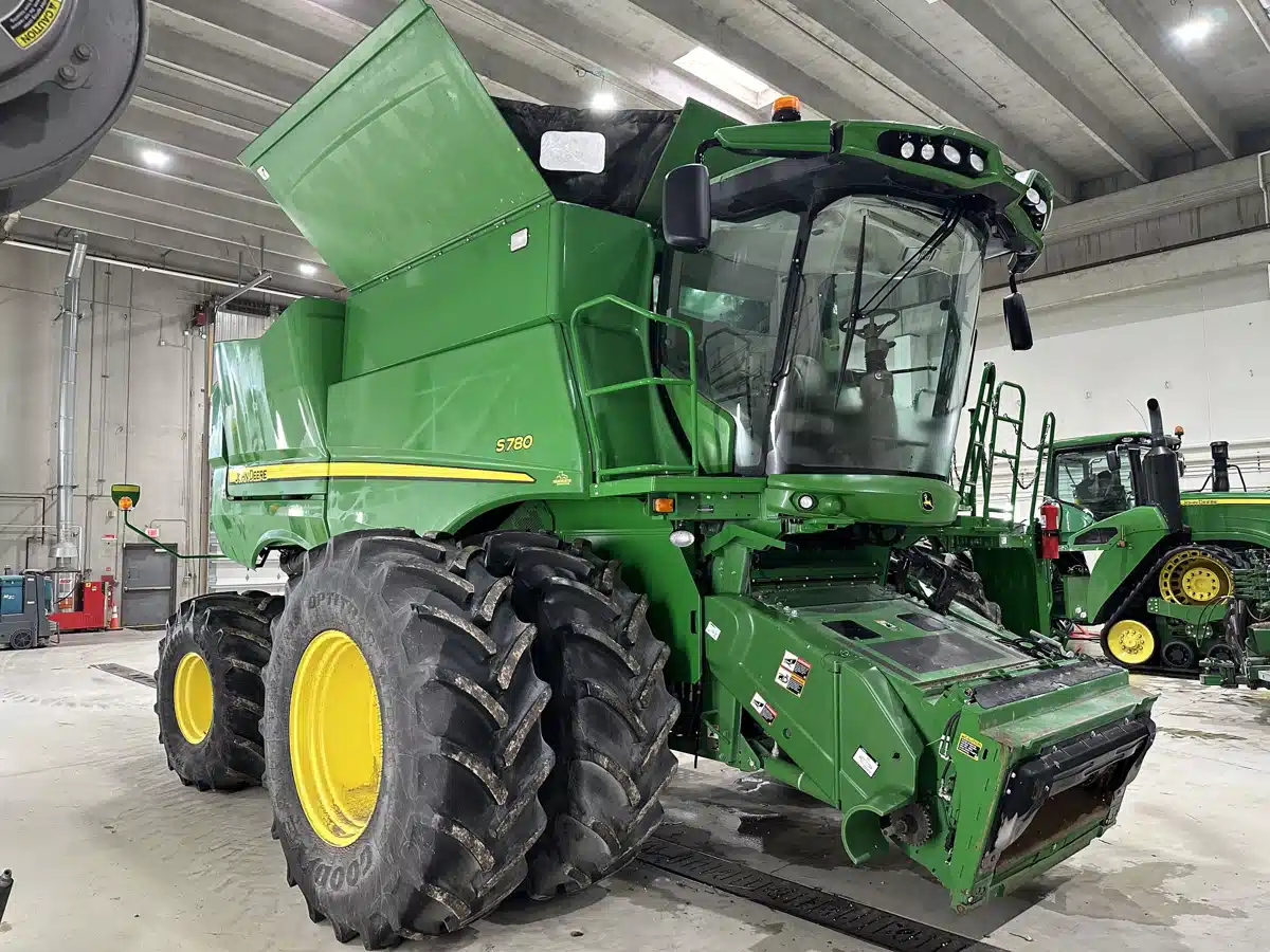 Gallery image 2 for Used 2020 John Deere S780 Combine