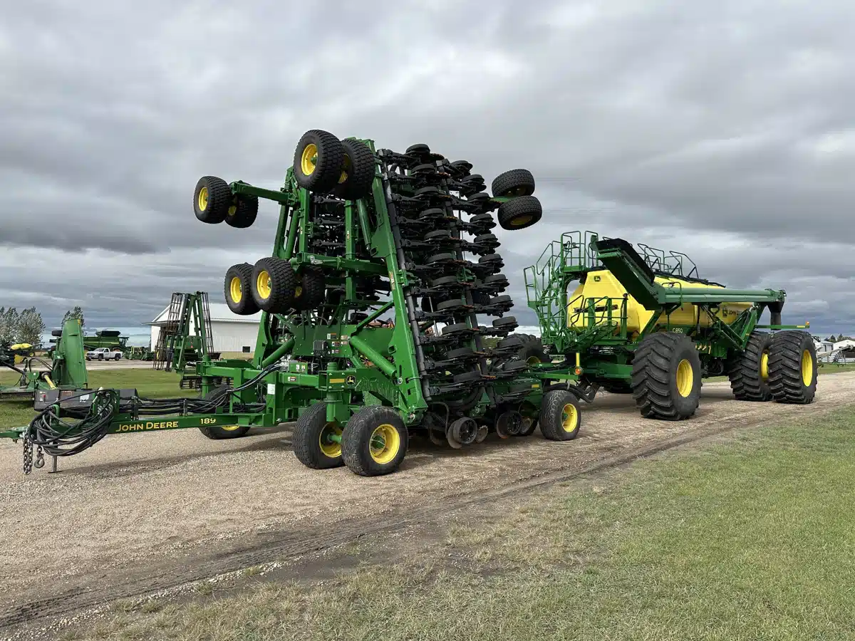 Gallery image 1 for Used 2021 John Deere 1890 Air Drill