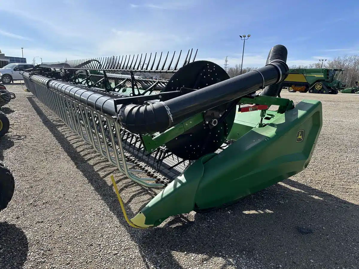 Gallery image 1 for 2023 John Deere HD50F Header - Flex