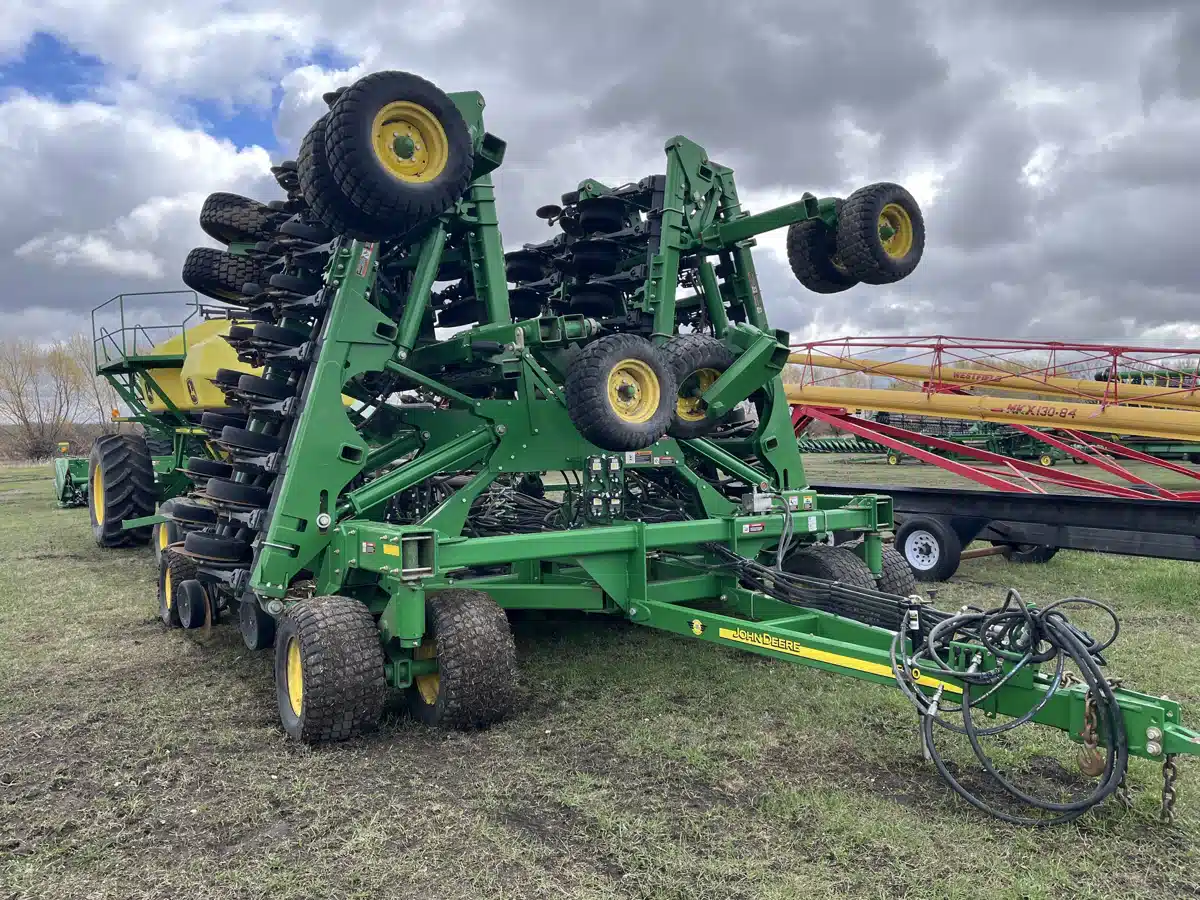 Gallery image 2 for Used 2012 John Deere 1890 Air Drill