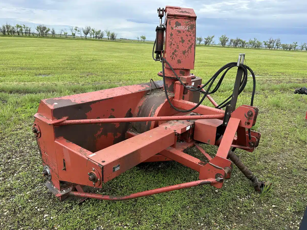 Gallery image 2 for Used Schwarze 108 Snow Blower