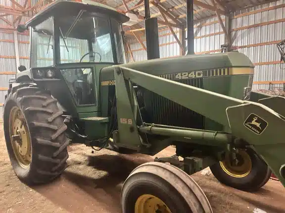 Image for Used 1978 John Deere 4240 Tractor