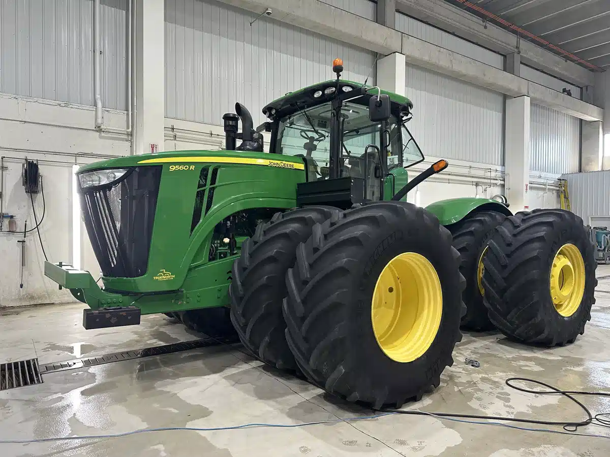 Gallery image 1 for 2013 John Deere 9560R Tractor