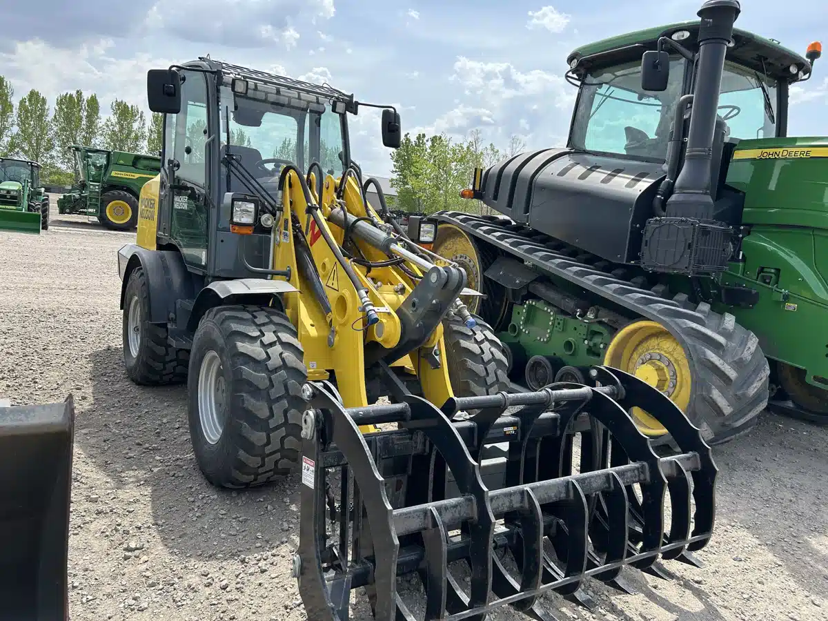 Gallery image 2 for Used 2022 Wacker Neuson WL60 Tractor Loader
