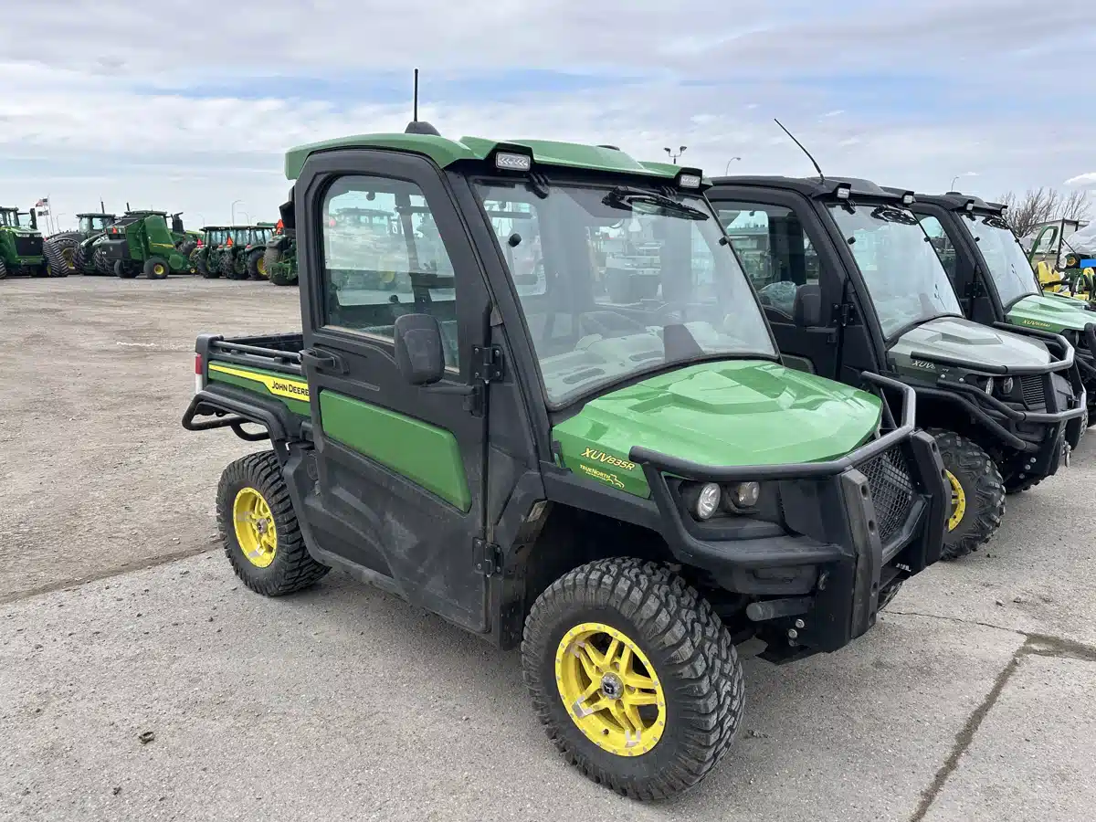 Gallery image 1 for Used 2023 John Deere XUV 835R Signature AutoTrac Ready ATV