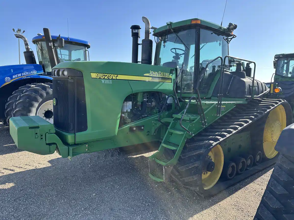 Gallery image 1 for Used 2004 John Deere 9620T Tractor