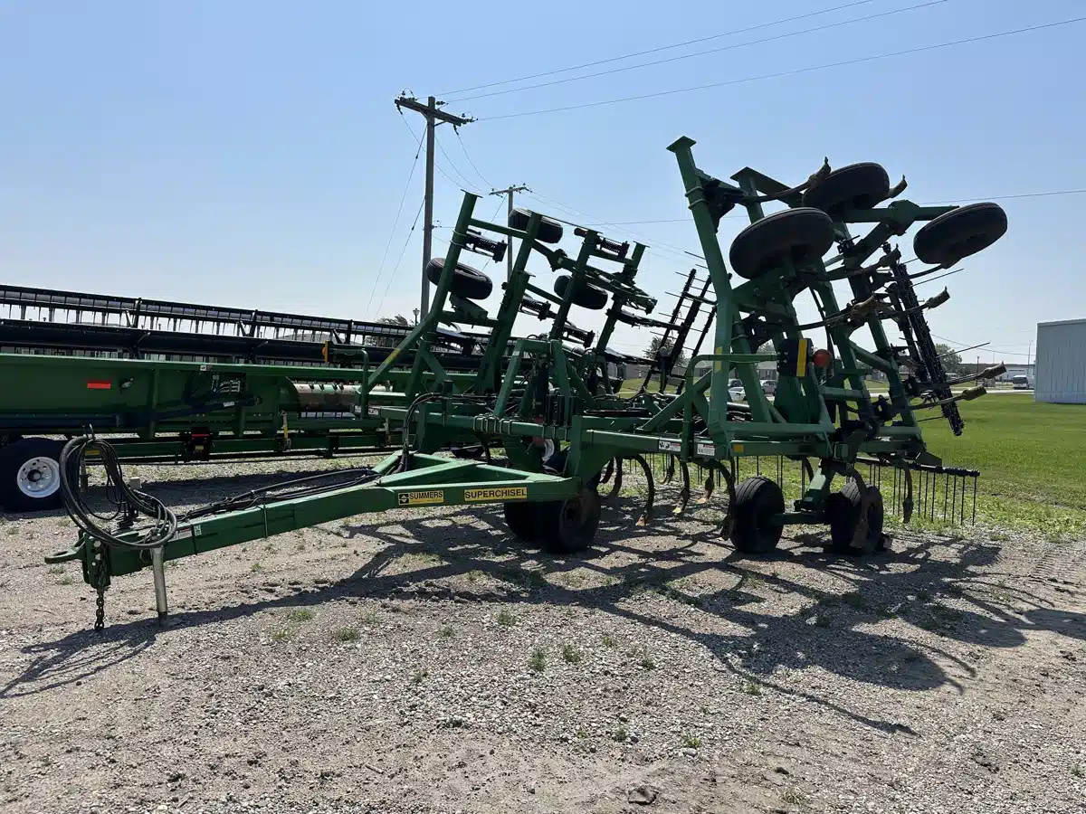 Gallery image 2 for Used 2010 Summers Mfg 32' SuperChisel Chisel Plow