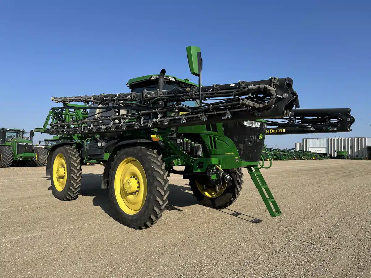 Gallery image 1 for Used 2022 John Deere 616R Sprayer - Self Propelled