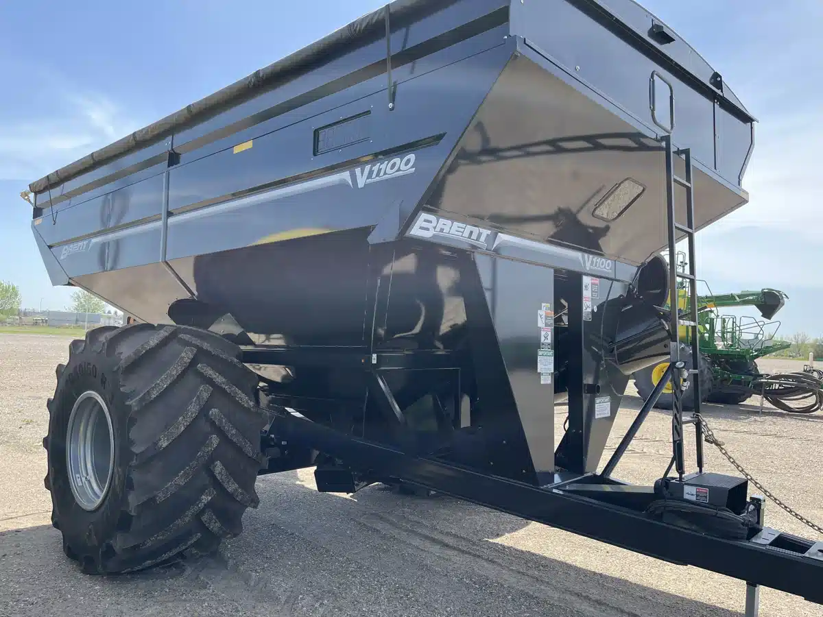 Gallery image 2 for New 2025 Brent V1100 Grain Cart
