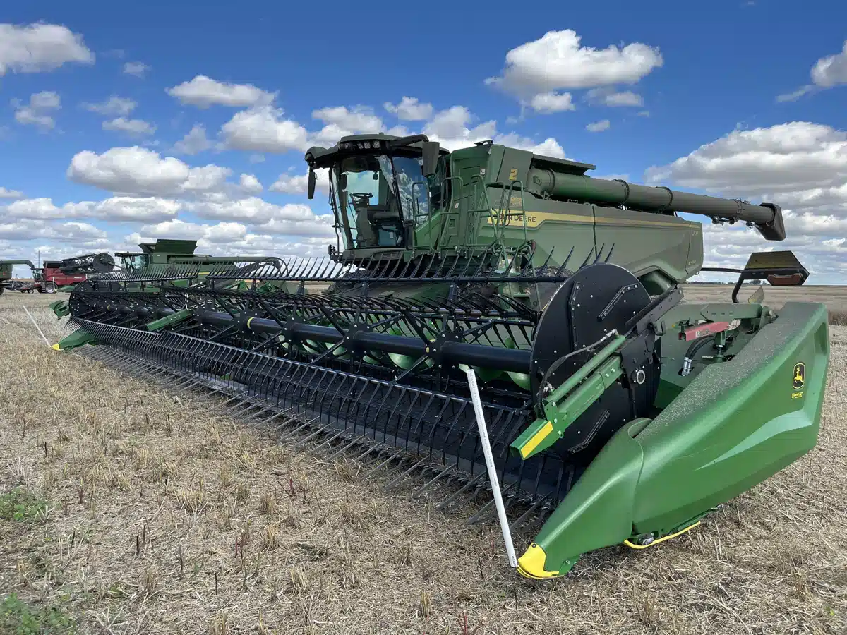 Gallery image 1 for Used 2022 John Deere HD45F Header Combine