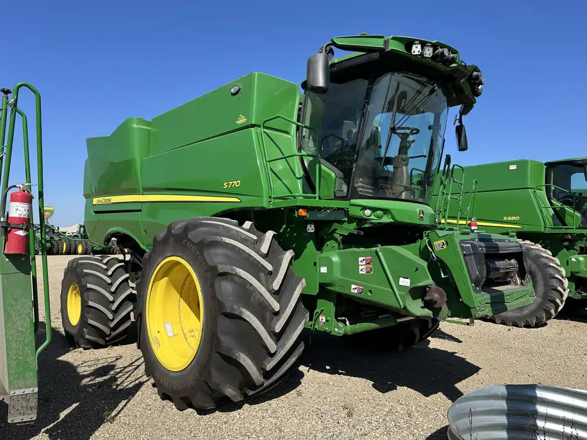 Gallery image 2 for Used 2023 John Deere S770 Combine