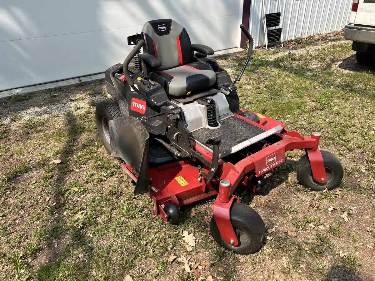 Gallery image 2 for Used Toro Timecutter HD Mower - Zero Turn
