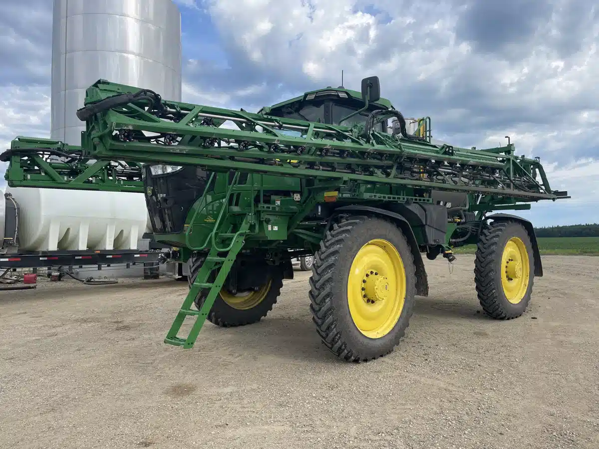 Gallery image 1 for Used 2024 John Deere 616R Sprayer - Self Propelled