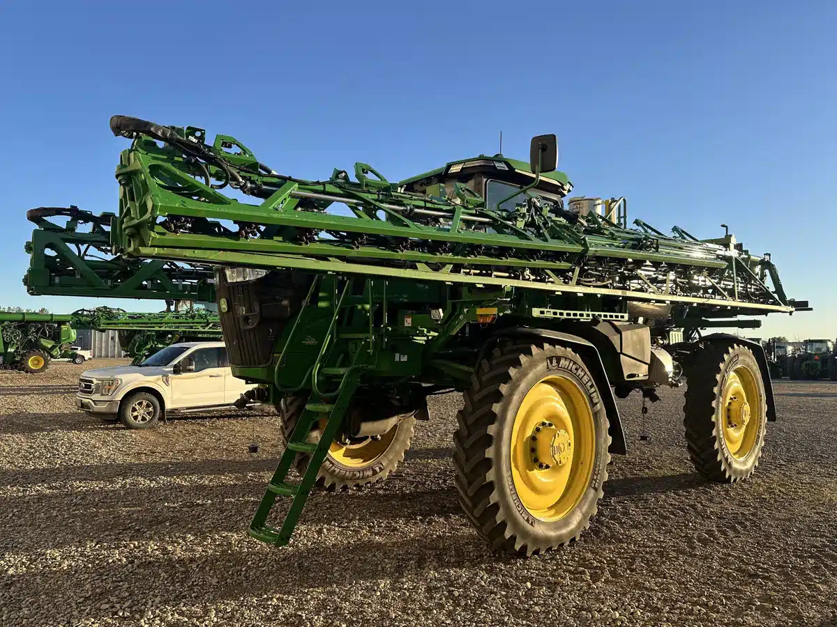 Gallery image 2 for Used 2025 John Deere 616R Sprayer - Self Propelled