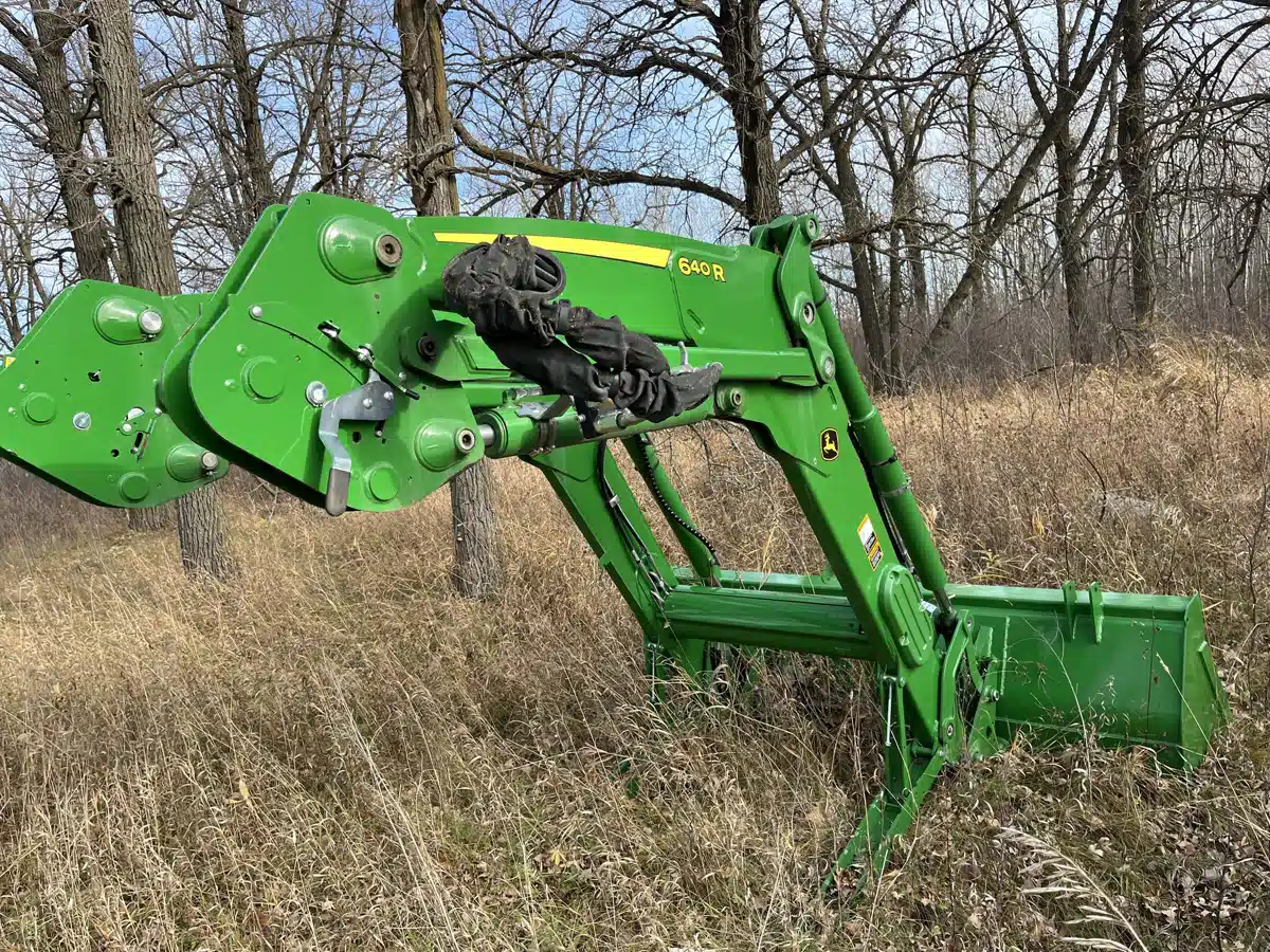 Gallery image 2 for Used 2019 John Deere 6155R Tractor