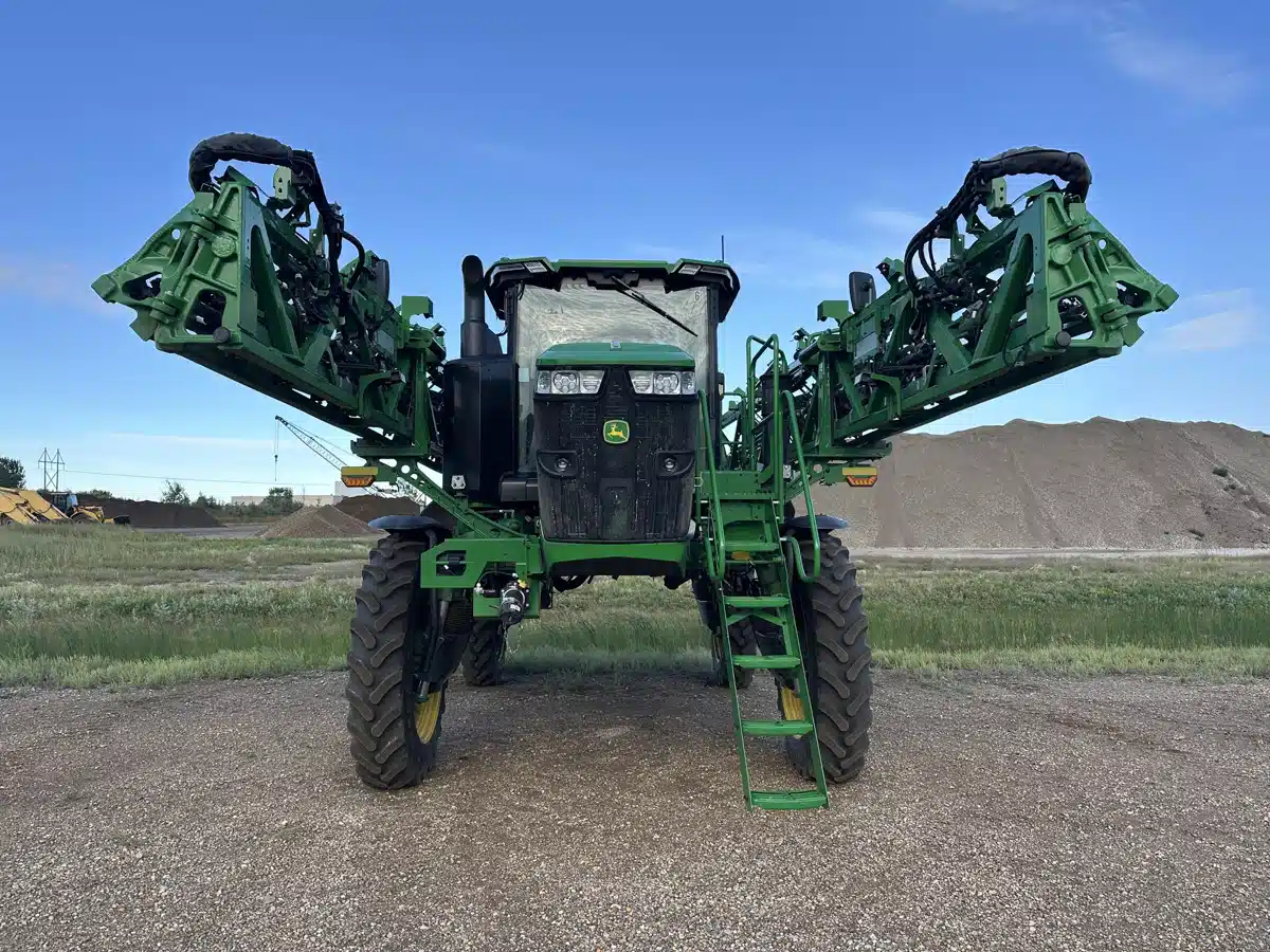 Gallery image 2 for Used 2025 John Deere 412R Sprayer - Self Propelled